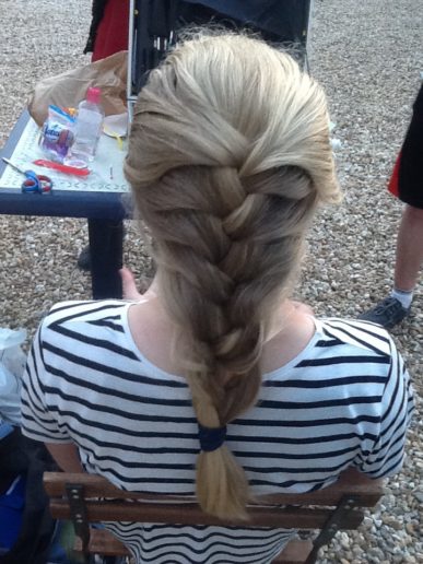 Présence de atelier expression coiffure au marché nocturne